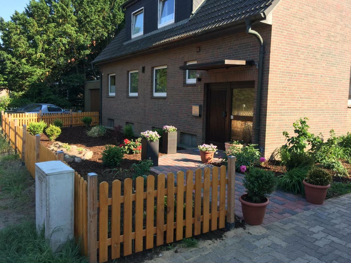 Luett Hamburg Apartment Geesthacht Exterior photo